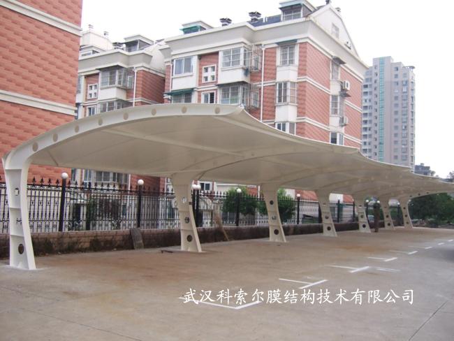 如何才能夠讓膜結(jié)構(gòu)建筑的結(jié)構(gòu)域外形完美的體現(xiàn)出來？